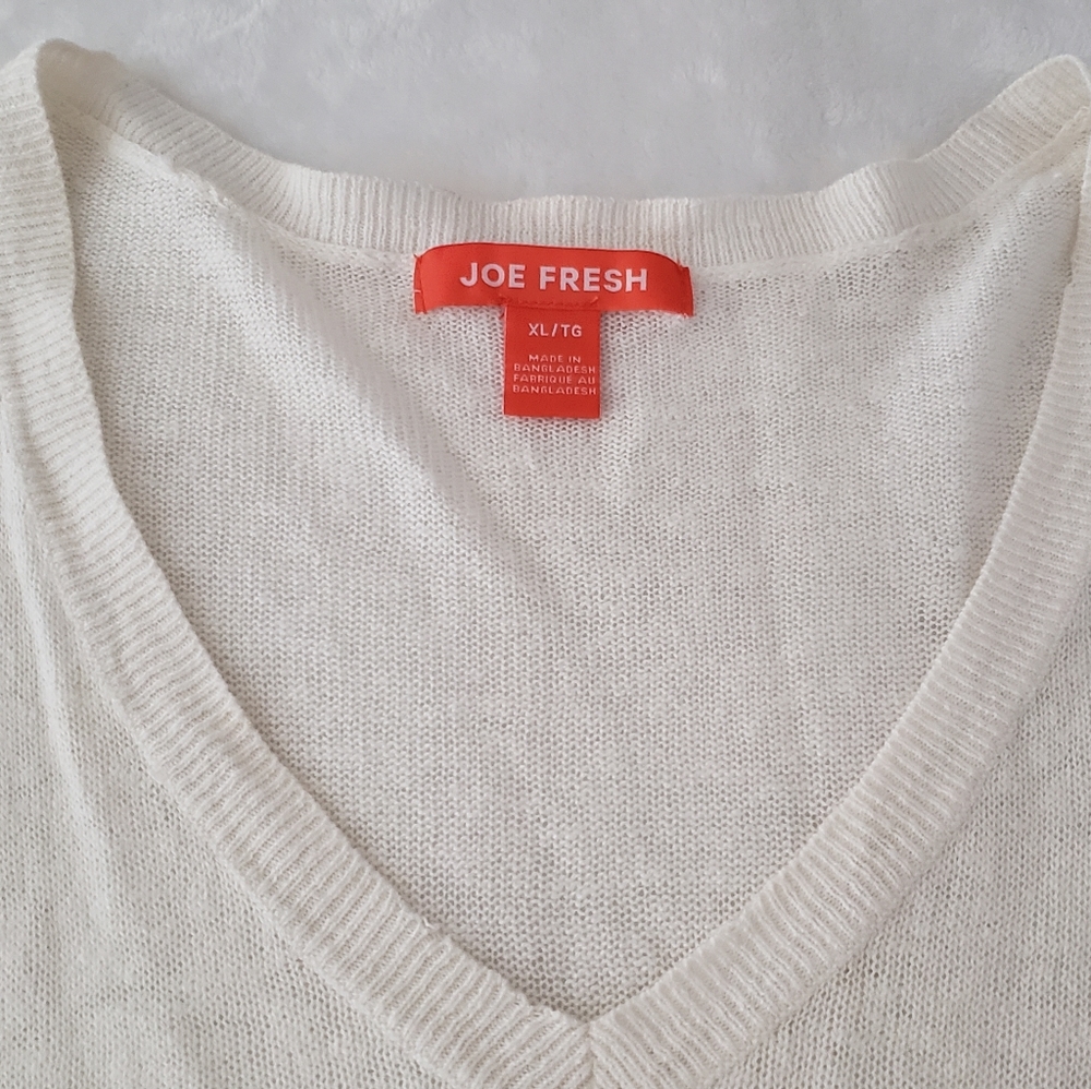 Joe Fresh top - Picture 2 of 2